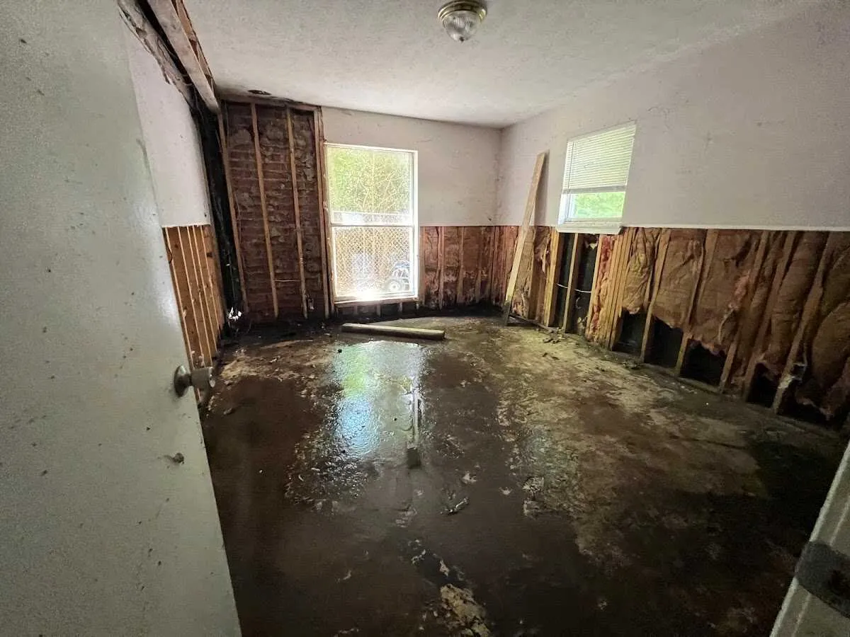 Water Damage Restoration services in East Chicago, IN